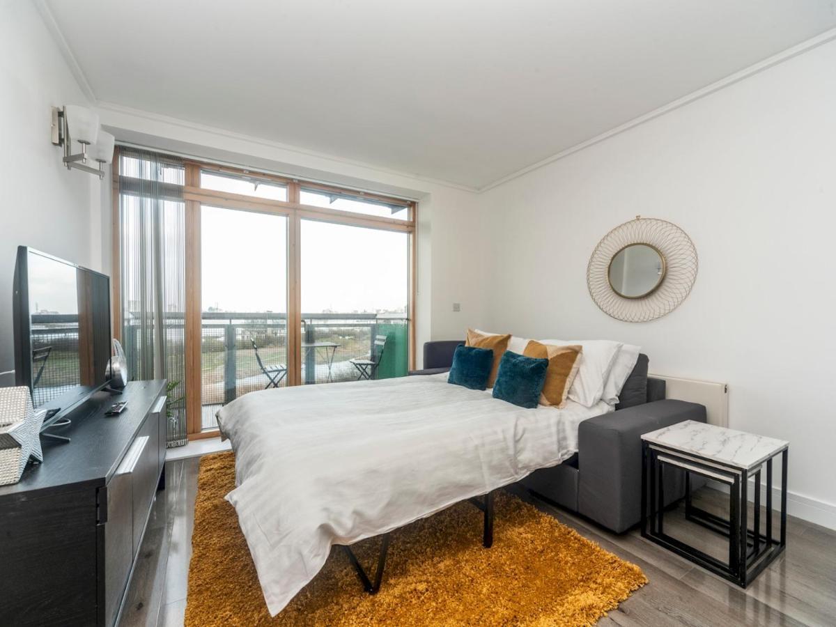 Pass The Keys Riverside Amazing Flat In Close To The O2 * Londra