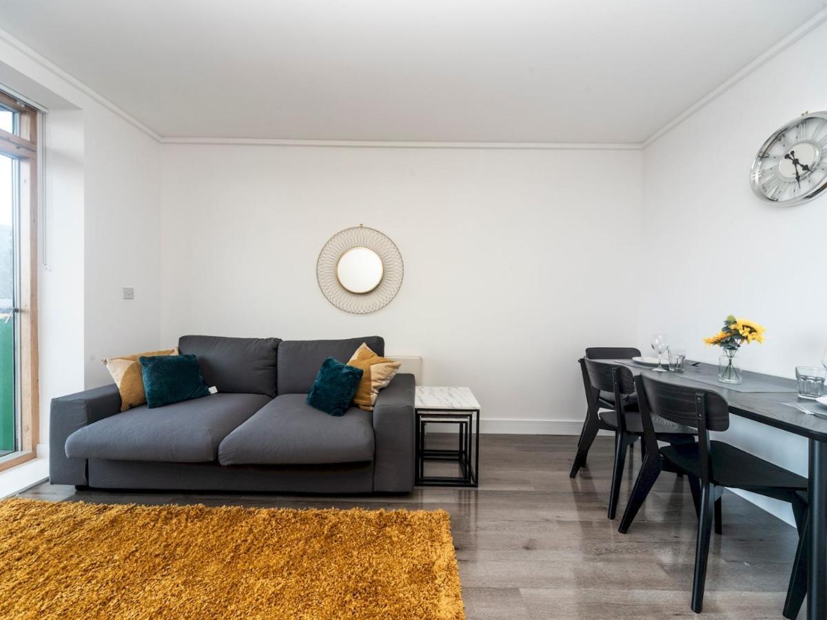 Apartament Pass The Keys Riverside Amazing Flat In Close To The O2 Londra